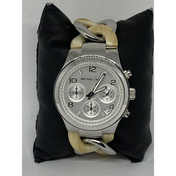 Michael Kors Runway MK4263 Womens Beige & Silver Strap Analog Quartz Watch MP742 - Picture 1 of 12